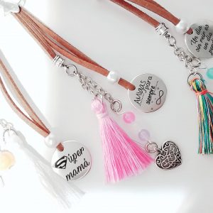 Cuelgatodo para bolso o neceser PERSONALIZABLE