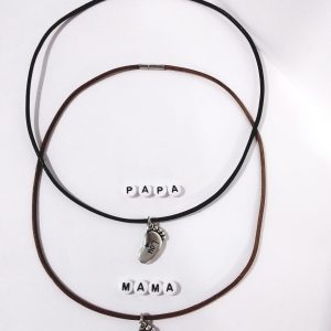 Colgante pie de bebe pequeño PERSONALIZABLE